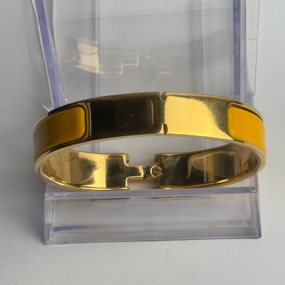 SOLD Hermes Clic H Bracelet - Picture 4 of 4